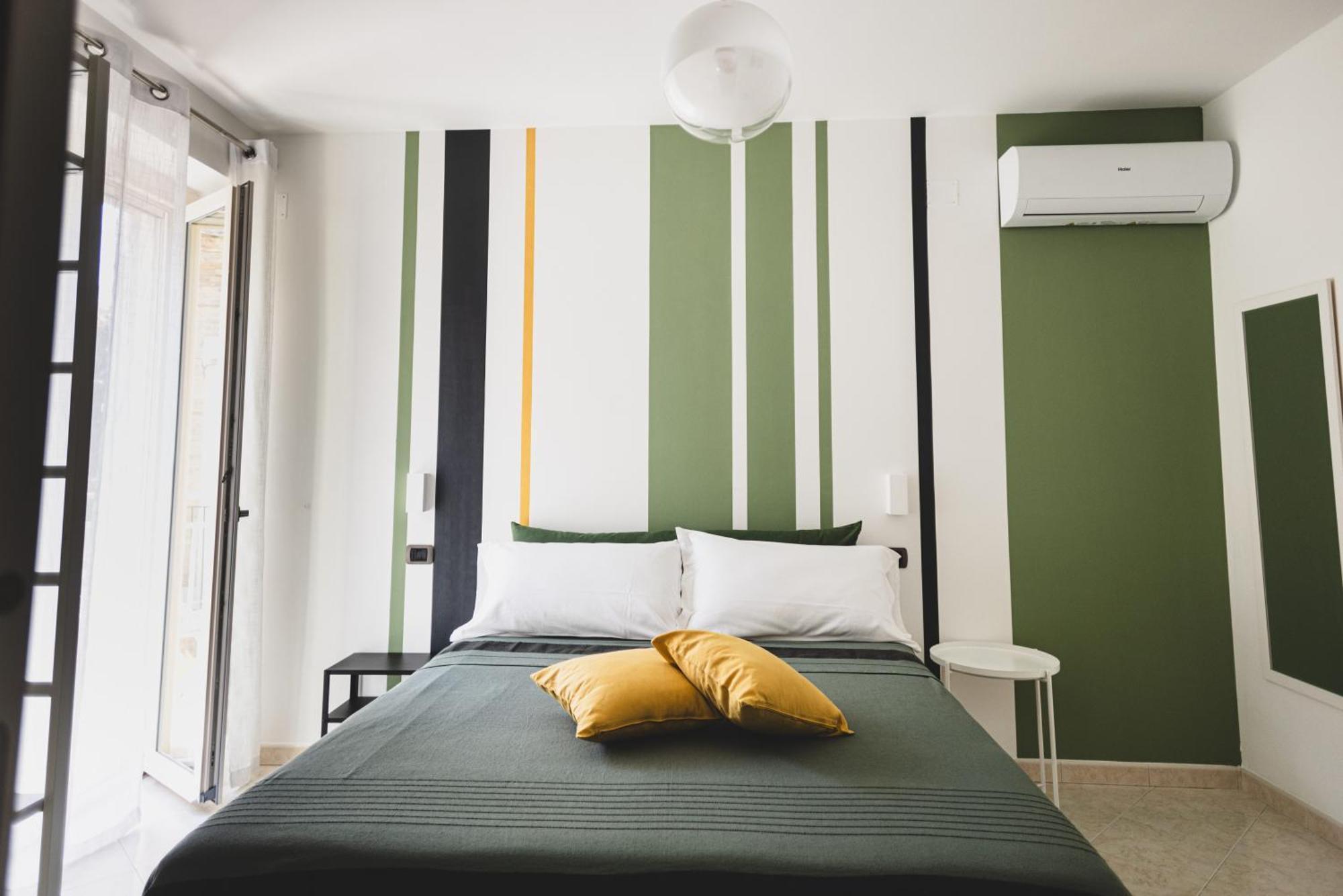 Piazza Verdi B&B Vasto Bagian luar foto